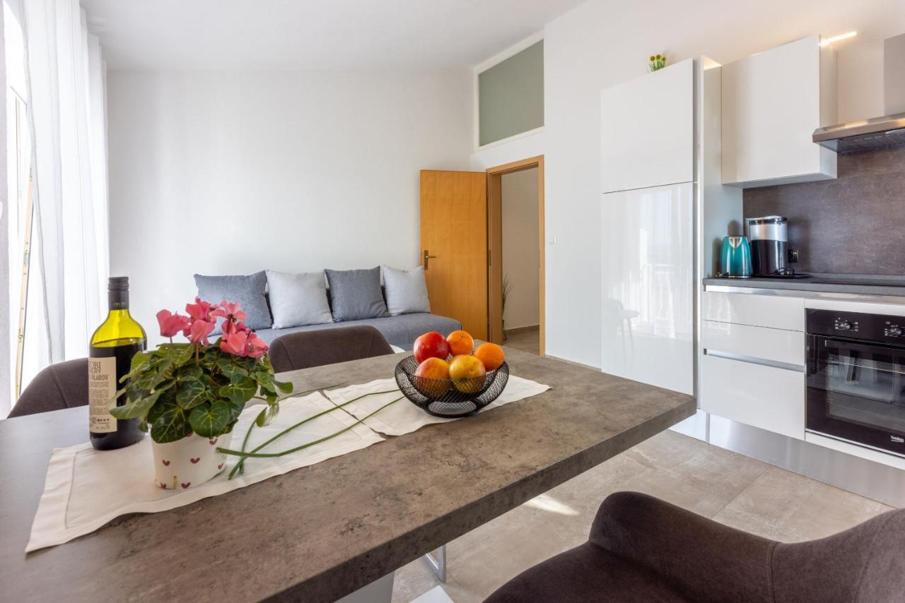 Apartments Porto Dramalj Eksteriør bilde
